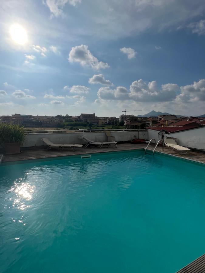 San Nicola La StradaAmala, Luxury Pool Loftアパートメント エクステリア 写真